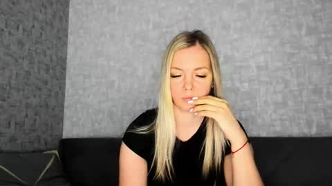 Venus online show from April 2026 09:43:01 AM