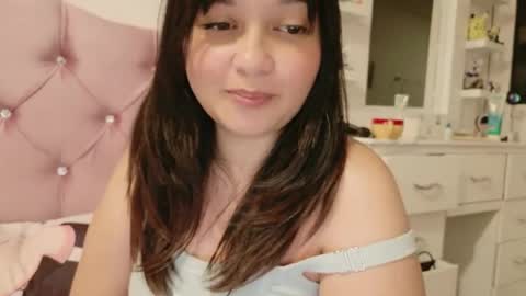 Snapshot of iam_zoechan chatting on July 2026 04:48:01 AM Zoe 3 online show from July 2026 04:48:01 AM