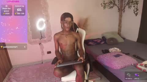 iamandrey_ online show from April 2026 02:51:02 AM