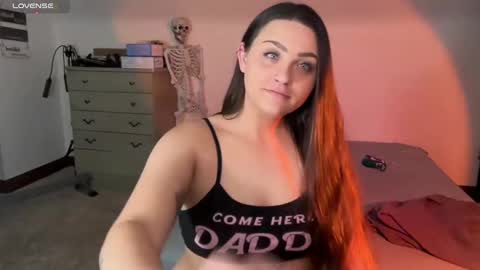 Crystal online show from February 2025 03:56:02 AM