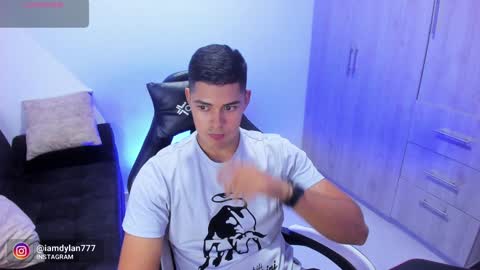 Dylan  independent model  online show from February 2025 06:48:01 AM