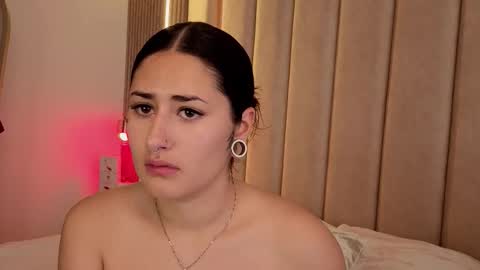 Nyxy online show from March 2026 01:22:01 PM