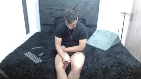 Ian Davis online show from July 2026 09:51:02 AM
