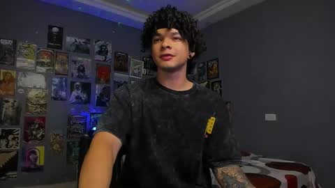 Andres online show from November 2025 08:25:02 PM