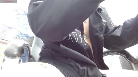 ian online show from November 2025 03:38:01 AM