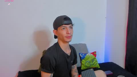 Snapshot of ianlark chatting on June 2026 02:20:02 AM Ian Lark online show from June 2026 02:20:02 AM