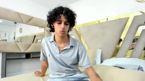 ibratxandy online show from November 2025 07:57:01 PM