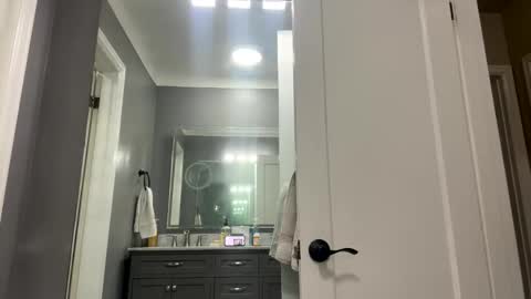 icanmakeyousquirt69 online show from June 2026 04:55:01 PM