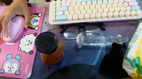 ice_199 online show from October 2025 01:06:01 AM