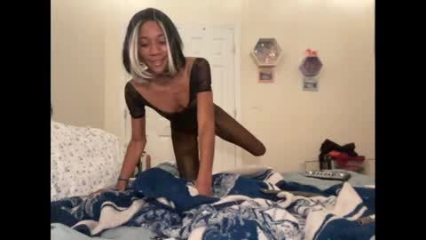 Snapshot of icedmochabree chatting on September 2025 08:02:02 PM bree summers online show from September 2025 08:02:02 PM