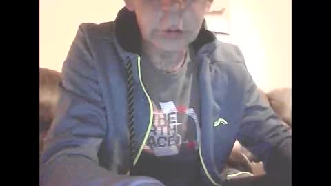 Snapshot of icemandude chatting on June 2026 09:30:01 PM icemandude online show from June 2026 09:30:01 PM