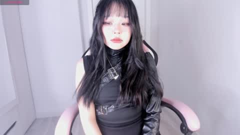 Hitomi   online show from January 2025 12:22:02 PM