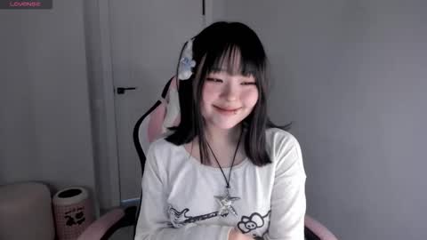 Hitomi   online show from November 2025 08:32:01 PM