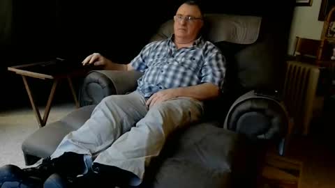 Snapshot of icihristopher chatting on December 2025 11:31:02 PM Christopher online show from December 2025 11:31:02 PM