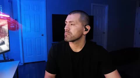 Snapshot of icy_ivy chatting on February 2025 04:17:02 AM Ivan online show from February 2025 04:17:02 AM