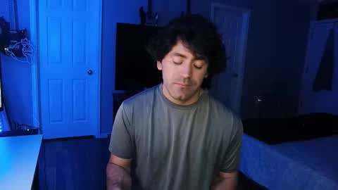 Snapshot of icy_ivy chatting on November 2025 03:16:01 AM Ivan online show from November 2025 03:16:01 AM