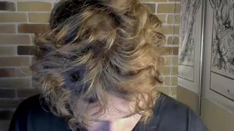 yo online show from September 2025 09:26:01 PM