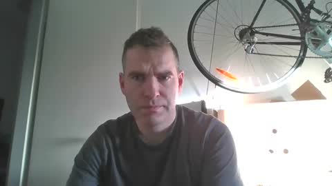 idontknowwhy1 online show from December 2024 08:44:01 AM