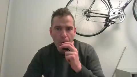 idontknowwhy1 online show from December 2024 05:11:02 AM