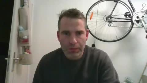 idontknowwhy1 online show from January 2025 10:46:02 PM