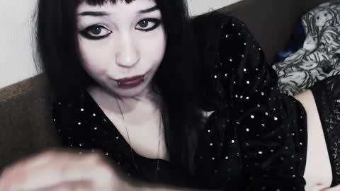 iiiiiiis online show from November 2025 06:33:02 AM