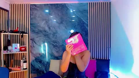 iisalombardi online show from November 2025 03:52:02 AM