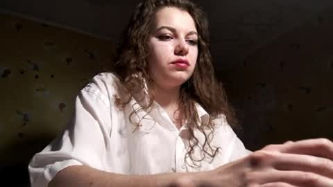 Laura online show from March 2026 02:31:02 PM