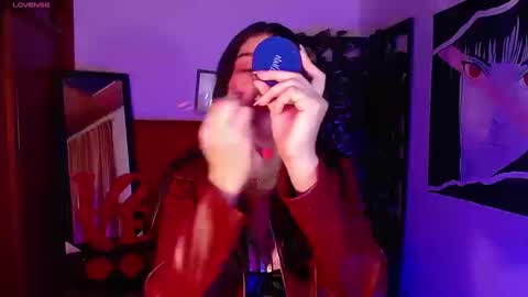 ilayra_smith online show from September 2025 08:31:02 PM