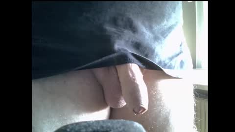 ilconte81 online show from November 2025 12:33:01 PM