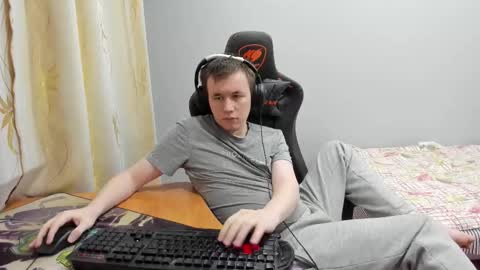 iliaskris online show from November 2025 11:07:02 PM