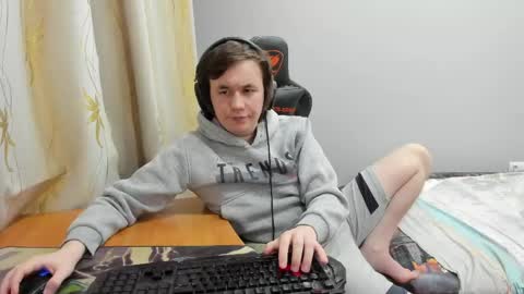 iliaskris online show from April 2026 06:10:01 PM