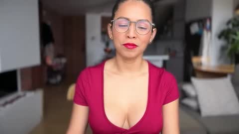 Kloe online show from April 2026 08:42:02 PM