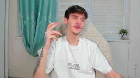 Snapshot of illusions888 chatting on February 2025 02:24:01 PM D-Illusion online show from February 2025 02:24:01 PM