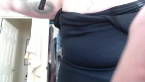 Snapshot of ilovesissyboys chatting on November 2025 10:21:01 PM ilovesissyboys online show from November 2025 10:21:01 PM