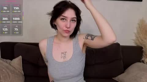 Snapshot of iluminadangoun chatting on April 2026 01:03:01 AM Hello everyone Im Lily online show from April 2026 01:03:01 AM