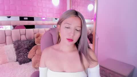 Snapshot of im__angelica chatting on September 2025 02:07:02 PM Ange online show from September 2025 02:07:02 PM