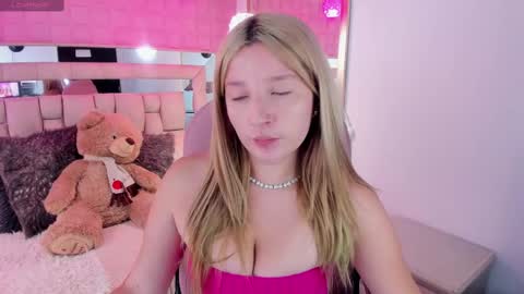 Snapshot of im__angelica chatting on September 2025 01:48:02 PM Ange online show from September 2025 01:48:02 PM