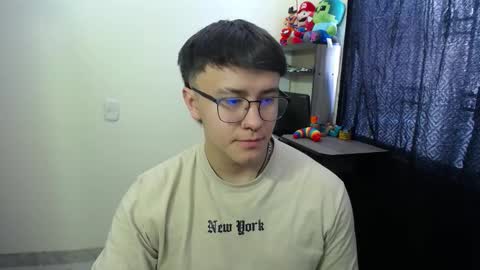 Snapshot of im__noah chatting on March 2025 02:21:01 PM im__noah online show from March 2025 02:21:01 PM