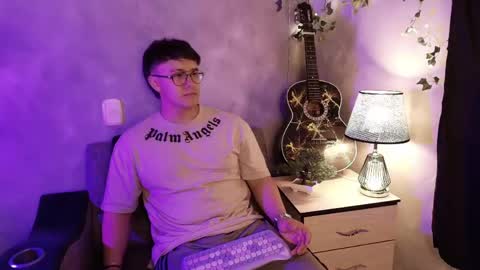 Snapshot of im__noah chatting on April 2026 01:14:01 AM im__noah online show from April 2026 01:14:01 AM