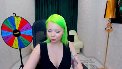 Roxy online show from January 2025 01:18:02 AM