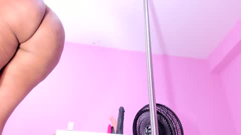 im_a_slut40 online show from February 2025 02:58:01 PM