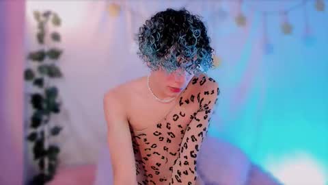 Alejo independent model   online show from October 2025 01:58:02 AM