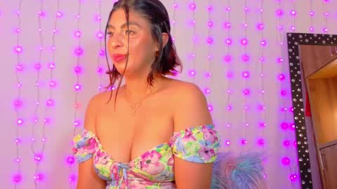 im_anna_ online show from March 2026 11:33:01 PM