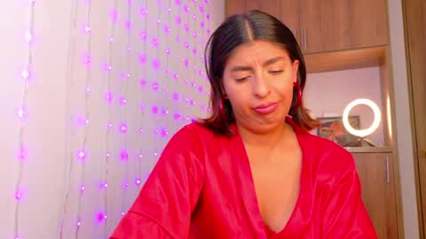 im_anna_ online show from April 2026 05:35:01 PM