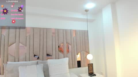 DAHLIA online show from January 2025 10:06:01 PM