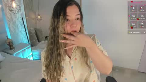 DAHLIA online show from September 2025 09:15:02 PM