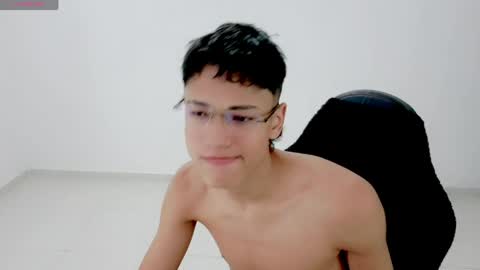 Snapshot of im_david01 chatting on April 2026 12:54:02 PM im_david01 online show from April 2026 12:54:02 PM