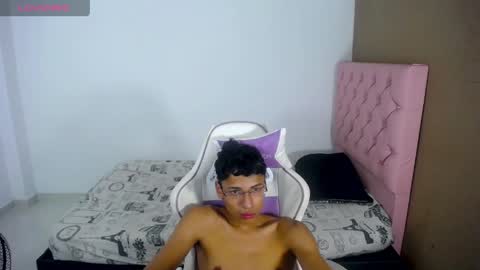 Snapshot of im_david01 chatting on May 2026 11:54:01 PM im_david01 online show from May 2026 11:54:01 PM