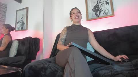 Snapshot of im_fer chatting on May 2026 11:28:01 AM Fernanda Ind. Model online show from May 2026 11:28:01 AM
