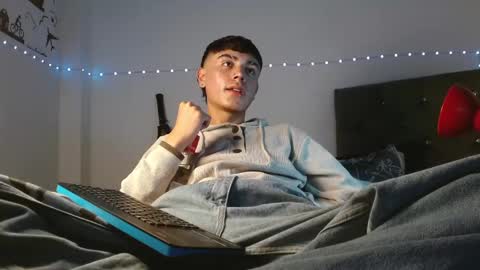 Snapshot of im_juanda chatting on February 2025 10:31:01 PM im_juanda online show from February 2025 10:31:01 PM